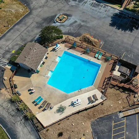 Walk-In, No Stairs Condo, Pets Welcome, 4 Mins To Silver Dollar City, 14 Mins To Ball Park Of America, Amazing Ozark Mountian Views Branson Exterior photo